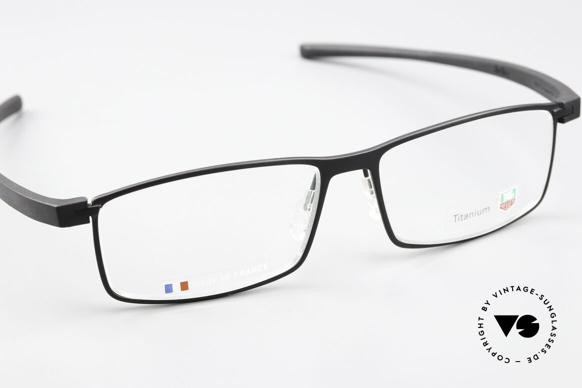 Tag Heuer 3901 Reflex Full Rimmed Titanium Frame, unworn rarity (new old stock), made in FRANCE, Made for Men
