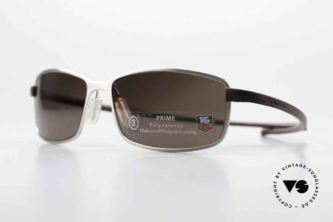 Tag Heuer 2019 Reflex Polycarbonate Sun Lenses, with “racing” temples made of elastomer rubber, Made for Men