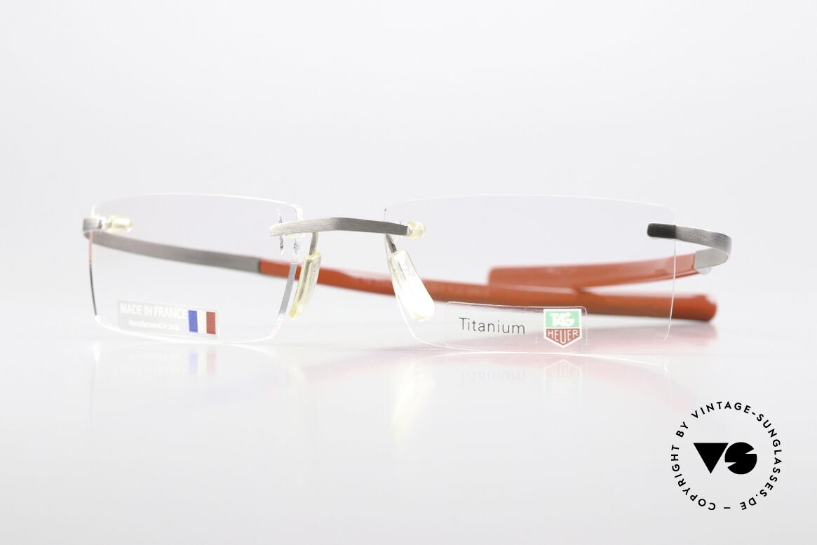 Tag Heuer 0302 Reflex Reflex Metallic Temples, Tag Heuer glasses TH 0302, col. 002, size 52-17, Made for Men