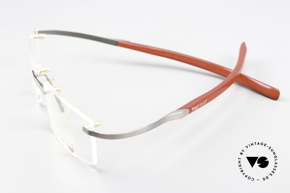Tag Heuer 0302 Reflex Reflex Metallic Temples, ideal wearing comfort (temples adapt to the face), Made for Men