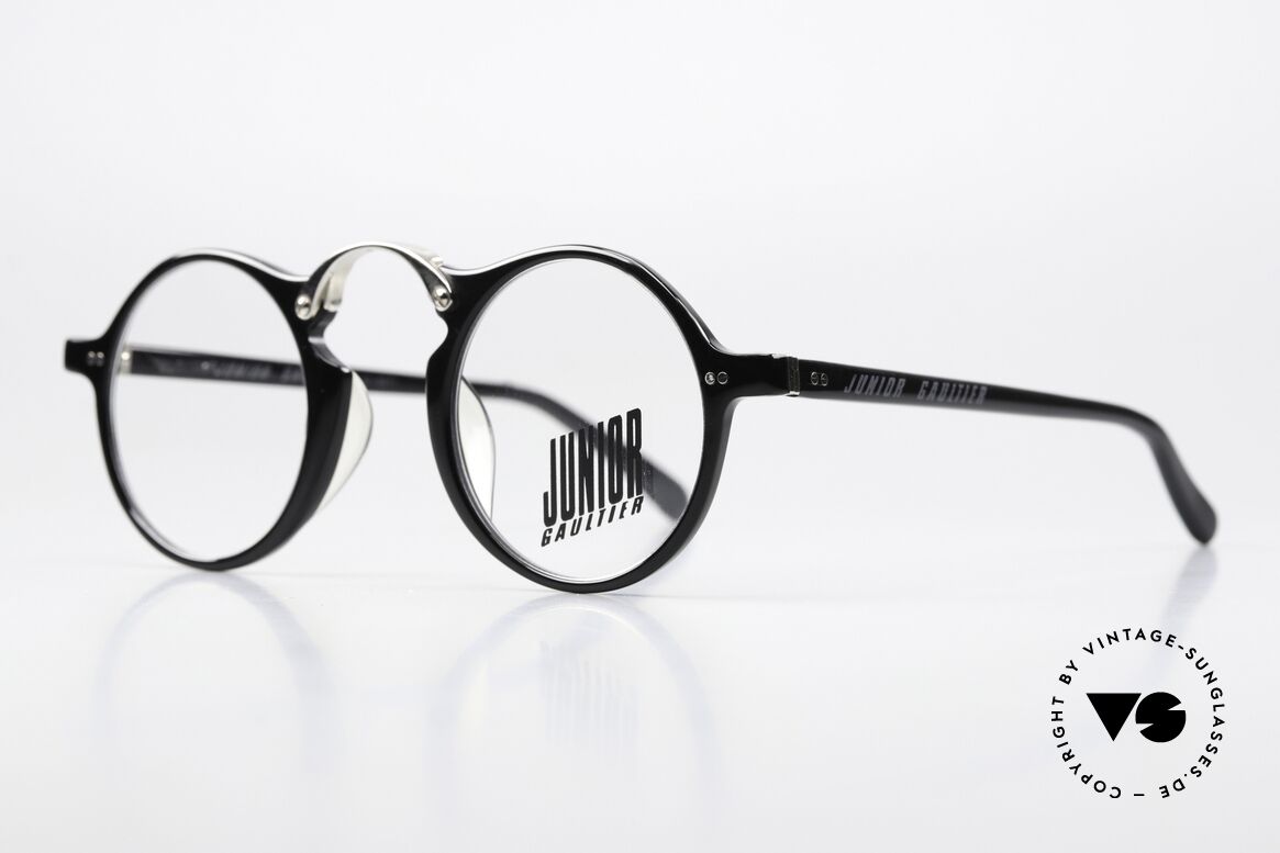 Jean Paul Gaultier 57-0271 Striking Designer Frame 90s, true designer specs with timeless frame coloring, Made for Men and Women