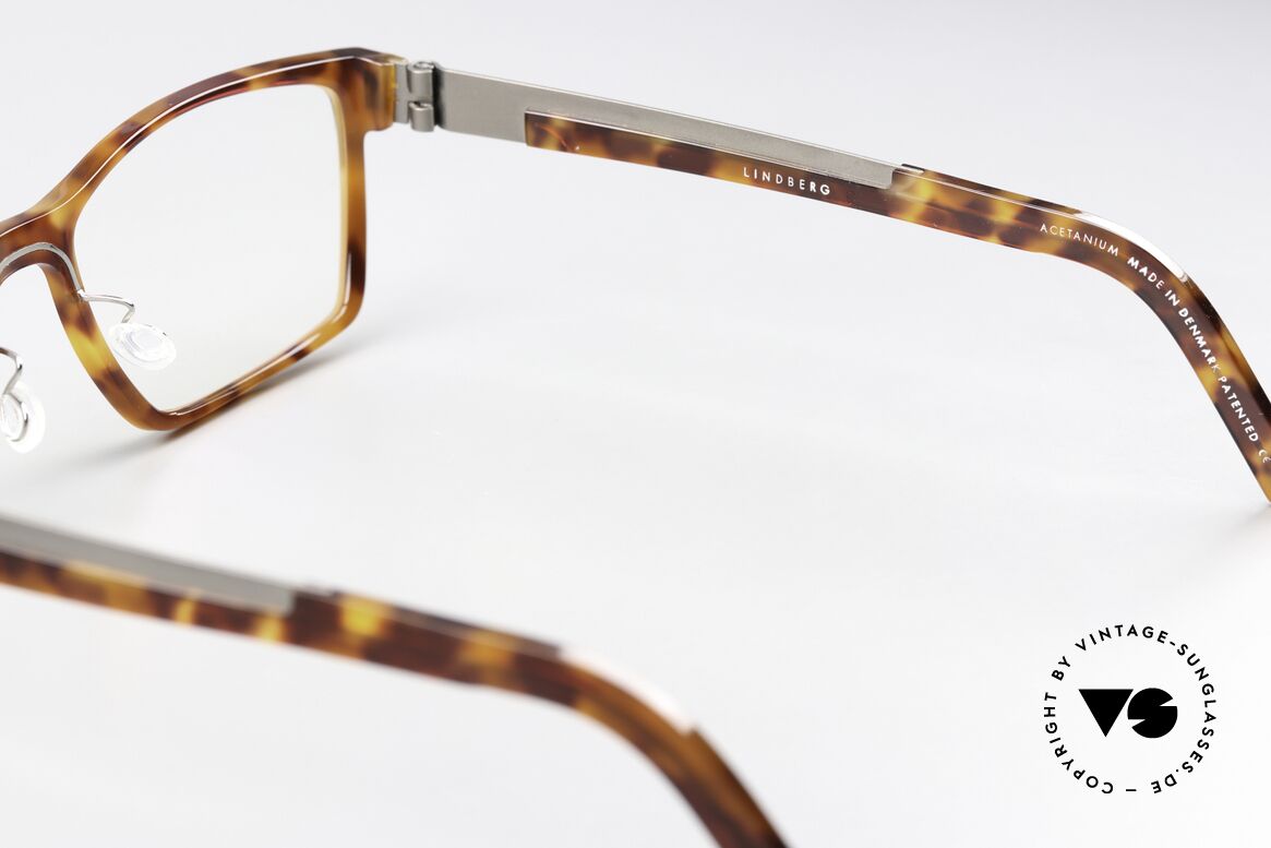 Lindberg 1020 Acetanium Classic Designer Eyeglasses, Size: medium, Made for Men and Women