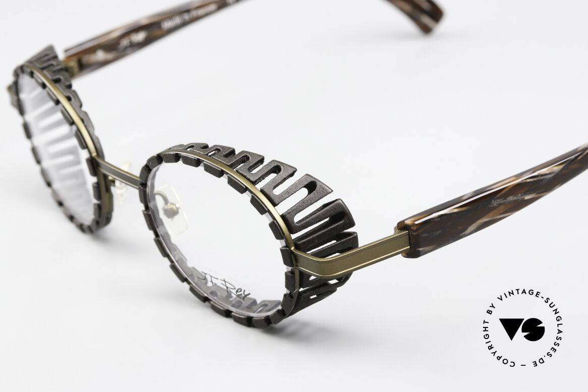JF Rey New Black Eye-Catcher Ladies Specs, a real J.F. REY eye-catcher for everyone who dares ;), Made for Women