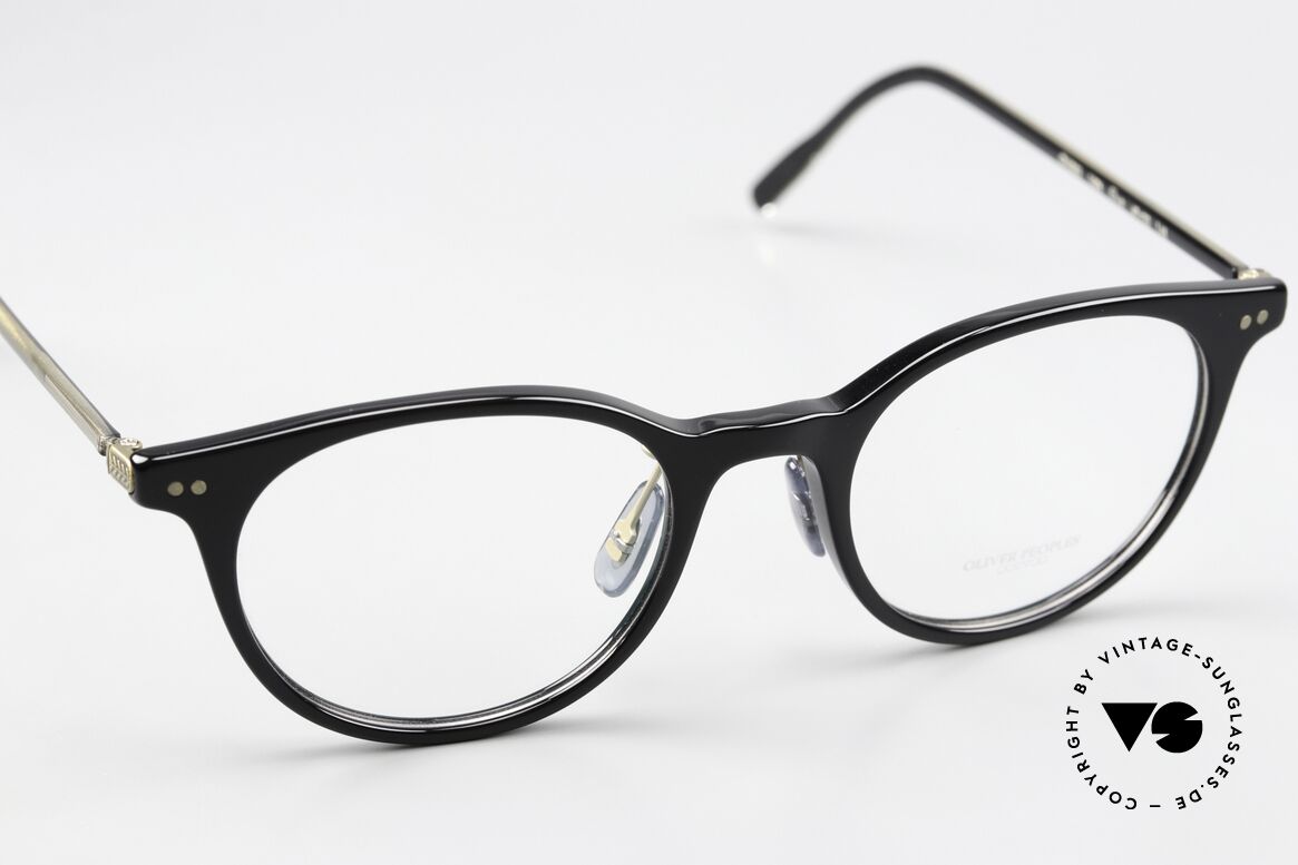 Oliver Peoples Elyo Classic Women's Eyewear, unworn model (like all our Oliver Peoples glasses), Made for Women