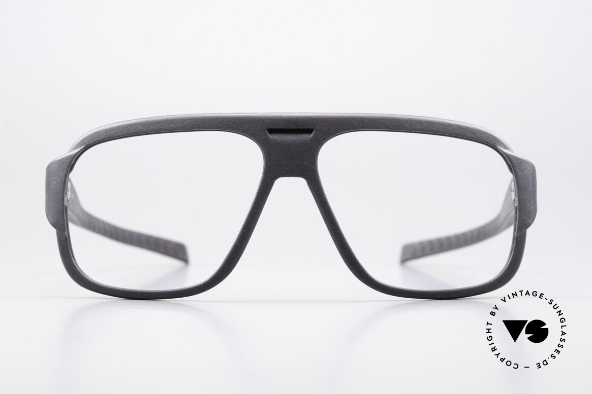 Götti Aho Dimension Series Eyewear, frame made of polyamid with "spin & stow" temples, Made for Men