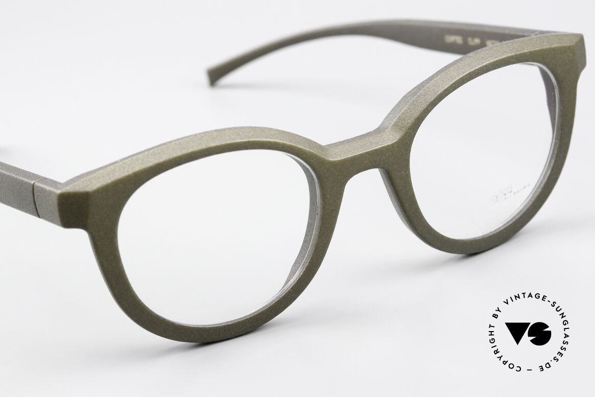 Götti Cortez Striking With Spring Hinges, unworn designer eyewear from 2019, with hard case, Made for Women