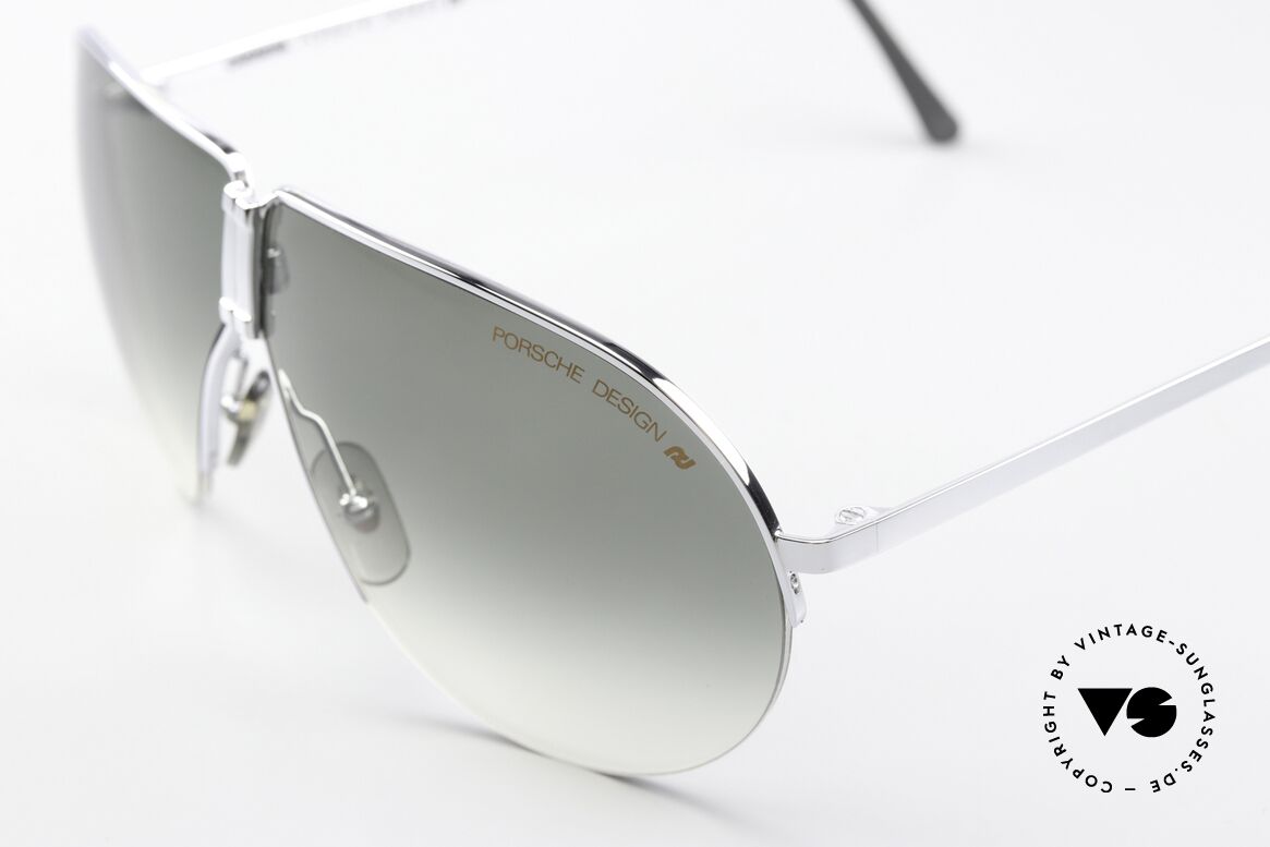 Porsche 5628 80's Frame Rhodium-Plated, unworn (like all our vintage PORSCHE Carrera shades), Made for Men