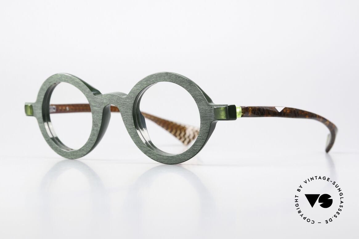 Piero Massaro 905 Round Designer Eyewear, exceptionally interesting pair of unisex glasses, Made for Men and Women