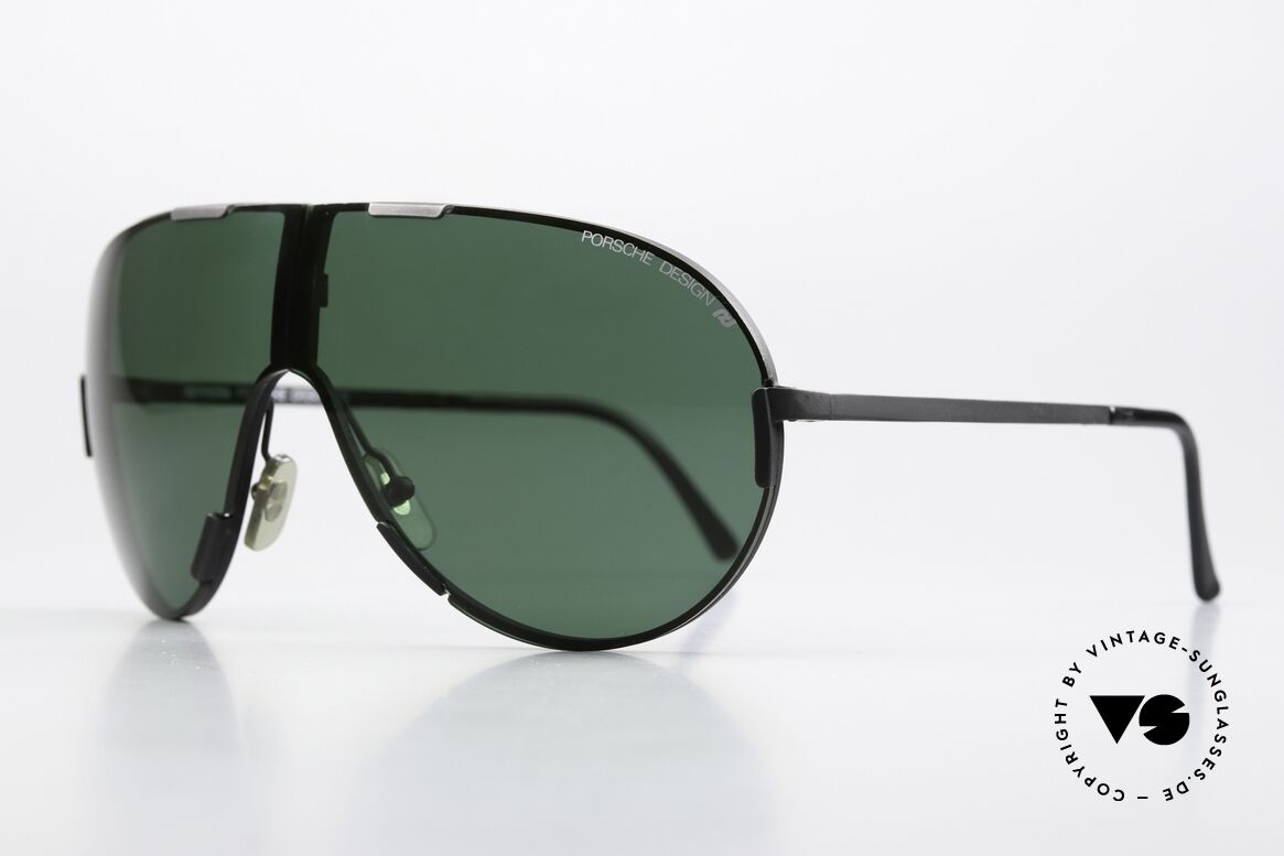 Porsche 5629 Men's Sunglasses Foldable, worn by David Beckham (at his US arrival), Made for Men