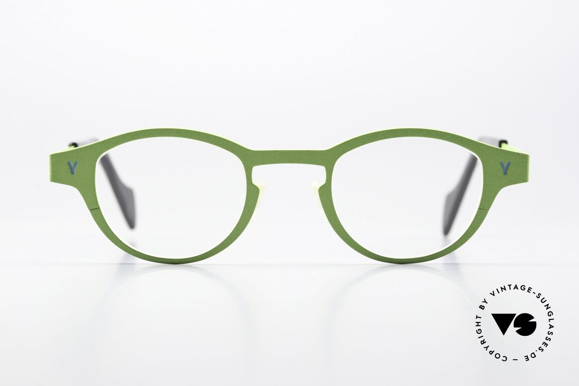Theo Belgium Seventeen Titan Frame Lime Green, model Seventeen in color code 786 (lime green), Made for Men and Women