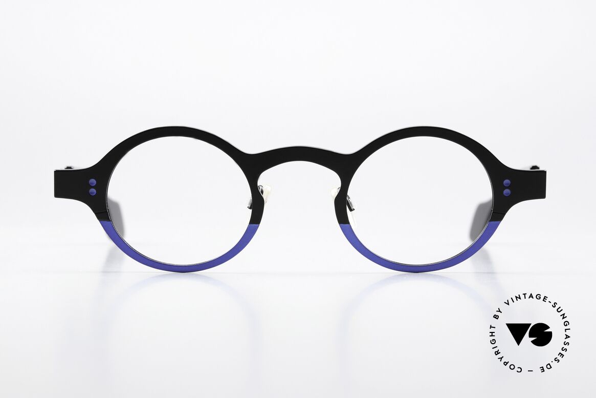 Theo Belgium Huitante Sept Round Titan Frame 2012, striking round designer specs by THEO Belgium, Made for Men and Women