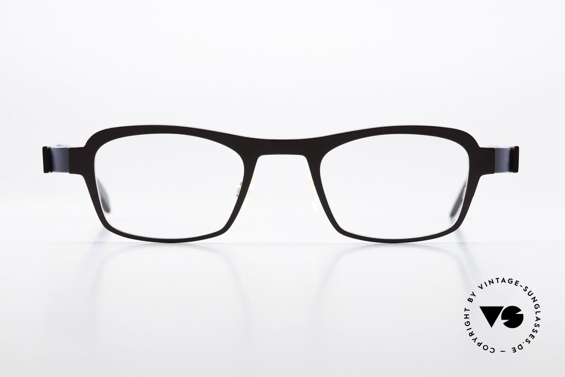 Anne Et Valentin West Designer Eyewear Titanium, titanium glasses by 'Anne Et Valentin', Toulouse, Made for Men and Women