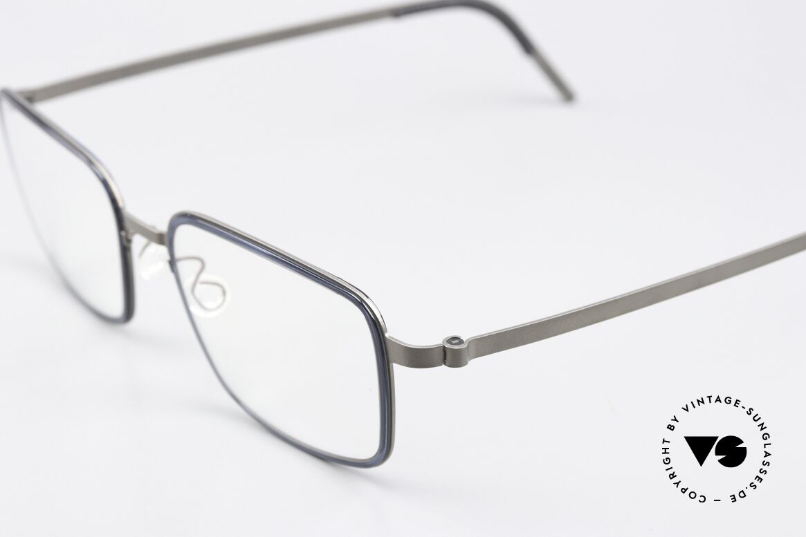 Lindberg 9754 Strip Titanium Classic Men's Frame XL, bears the predicate "true VINTAGE LINDBERG" for us, Made for Men