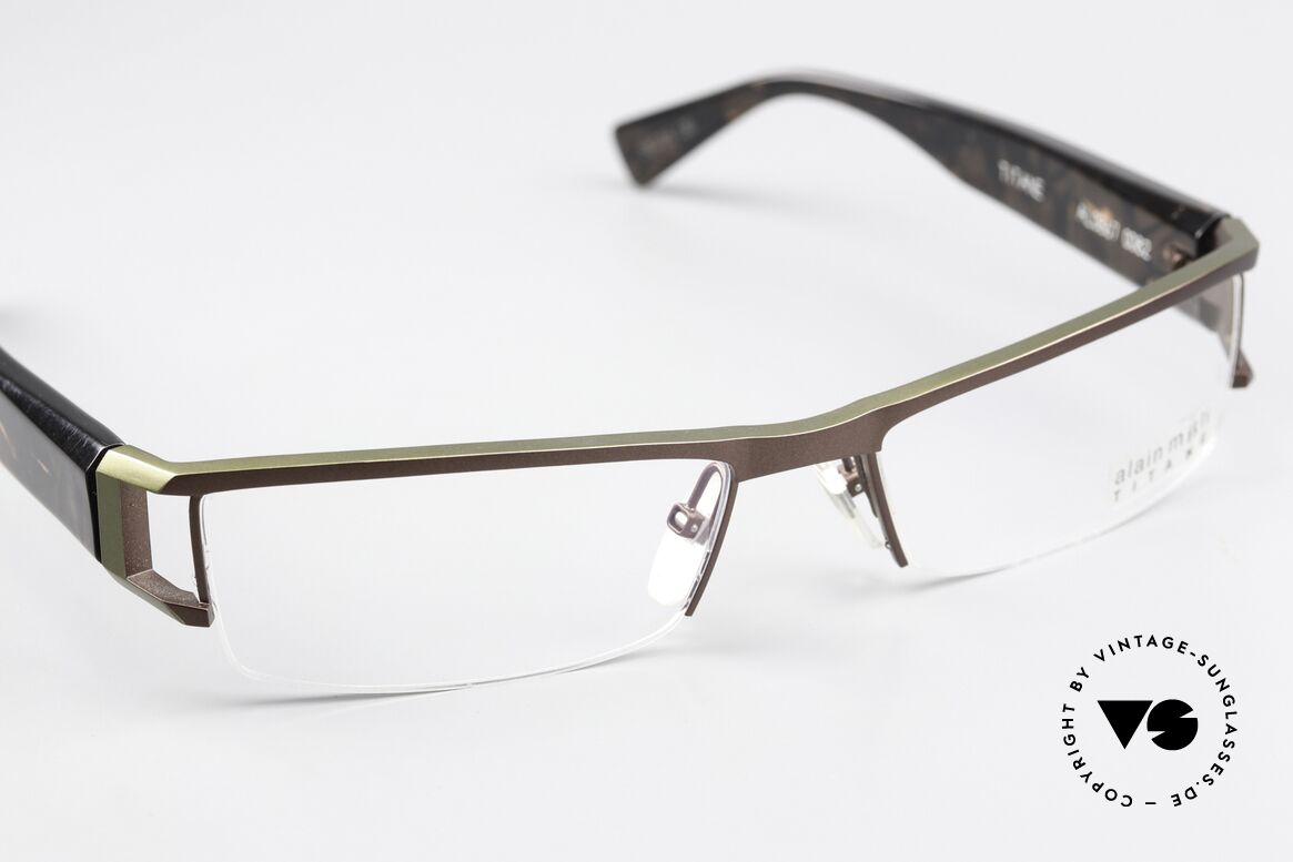 Alain Mikli AL0867 Titanium Designer Eyewear, unworn; like all our titanium designer glasses, Made for Men