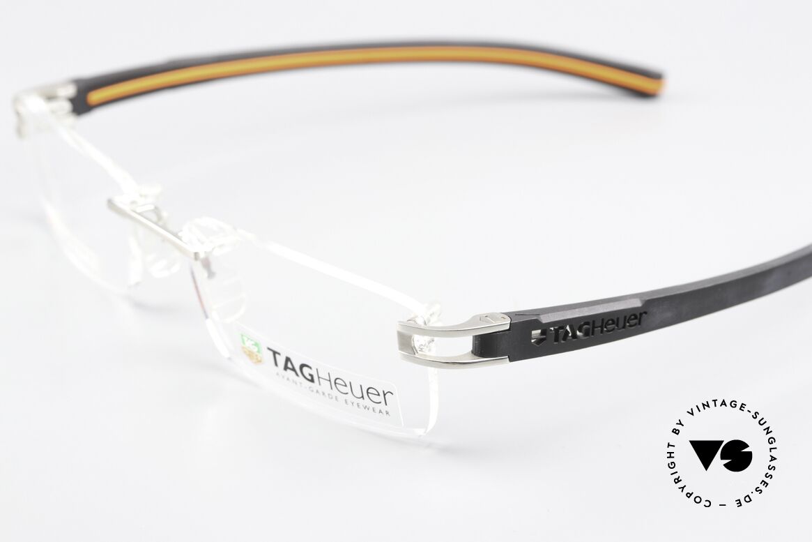 Tag Heuer 7644 Fold Offers The Perfect Hold, overmolded in ultra-adherent elastomer; unique, Made for Men