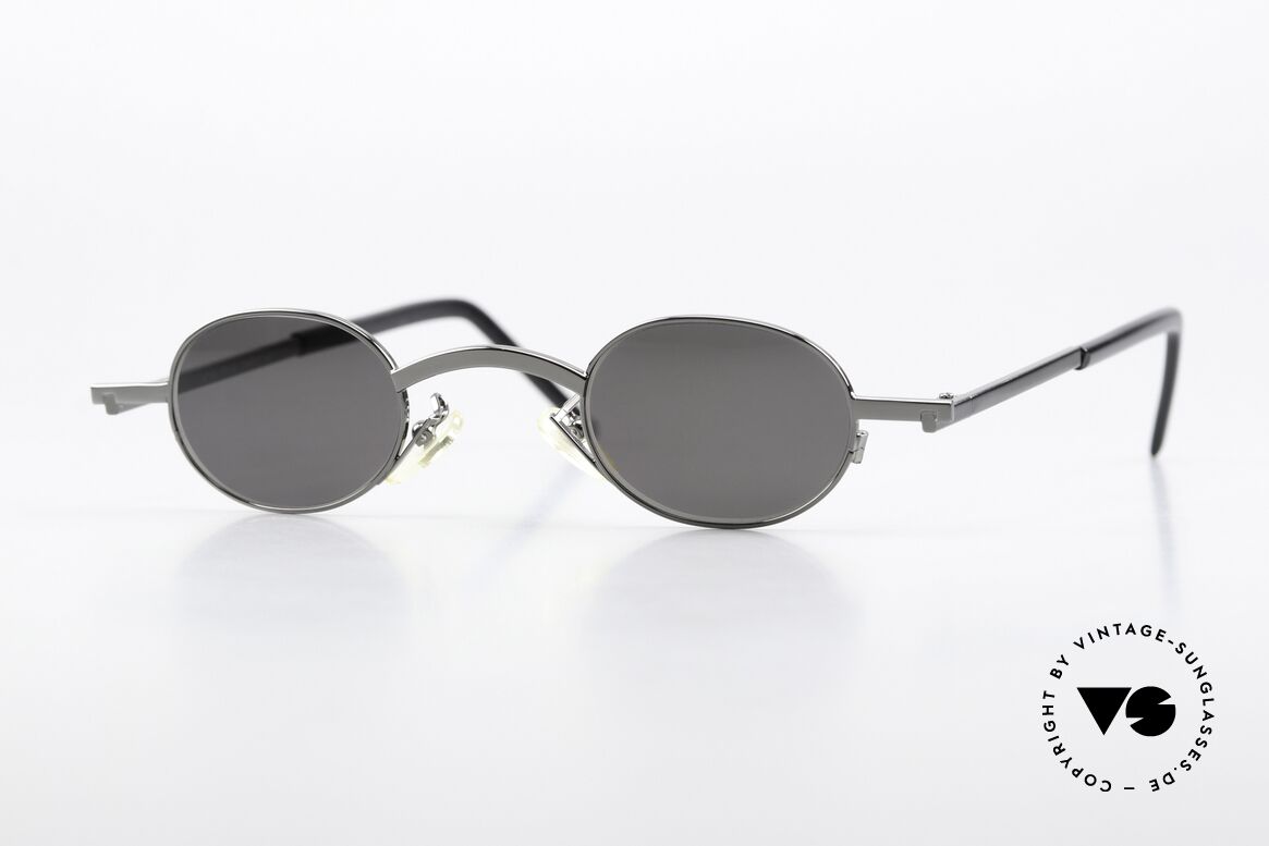 Christian Roth 2505 Small Oval Sunglasses 90's, 1990's sunglasses Christian Roth Optical Affairs, Made for Men and Women