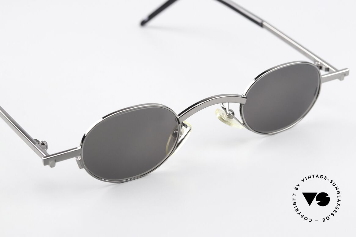 Christian Roth 2505 Small Oval Sunglasses 90's, therefore also ideal for high prescriptions, if needed, Made for Men and Women