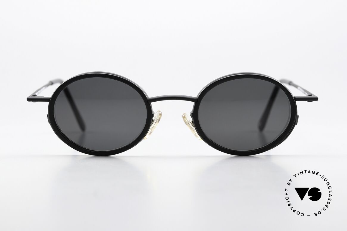 Christian Roth 2411 Oval Designer Frame 1994, matte black metal frame with acetate inlays, Made for Men and Women