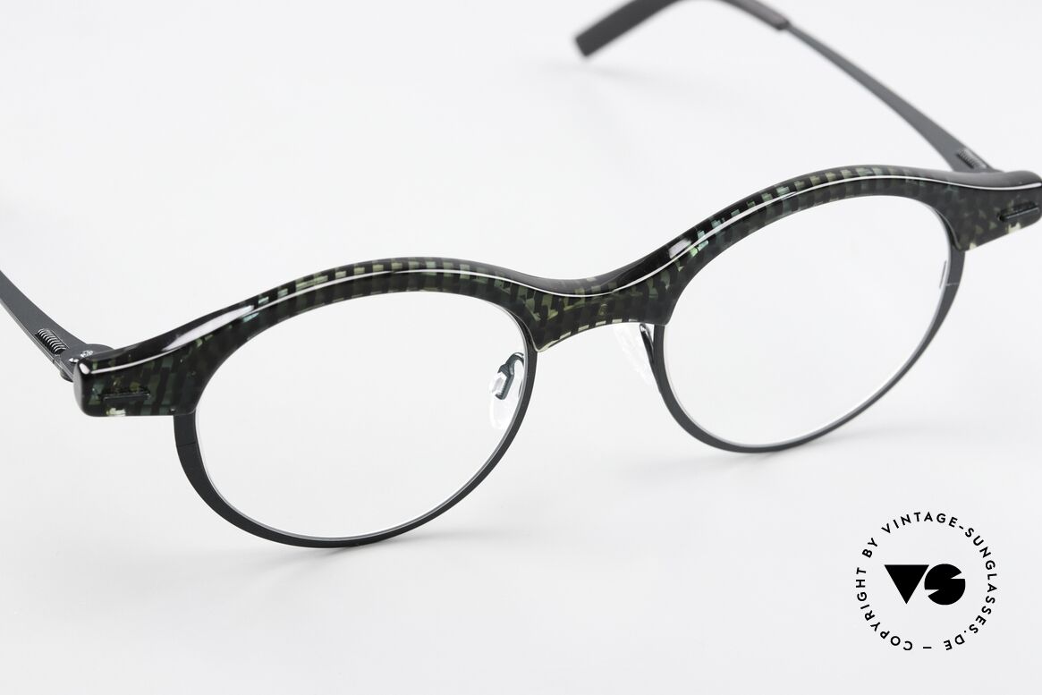 Theo Belgium Ovy Interesting Frame Pattern, unworn (like all our rare vintage eyewear by THEO), Made for Men and Women