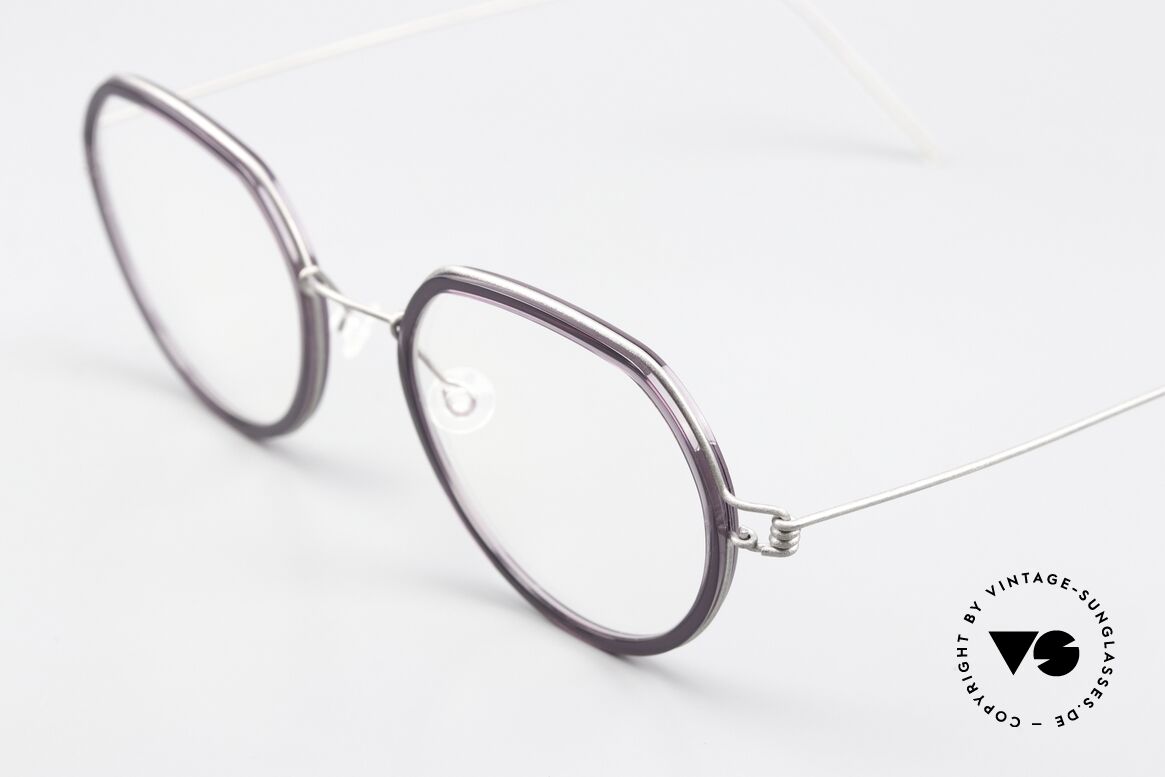 Lindberg Gillian Air Titan Rim Titanium and Dark Violet, col.10: matt silver titanium with acetate in "dark violet", Made for Women