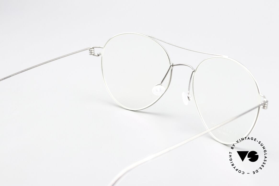 Lindberg Nomi 49 Air Titan Rim Feminine Aviator Design, Size: small, Made for Women
