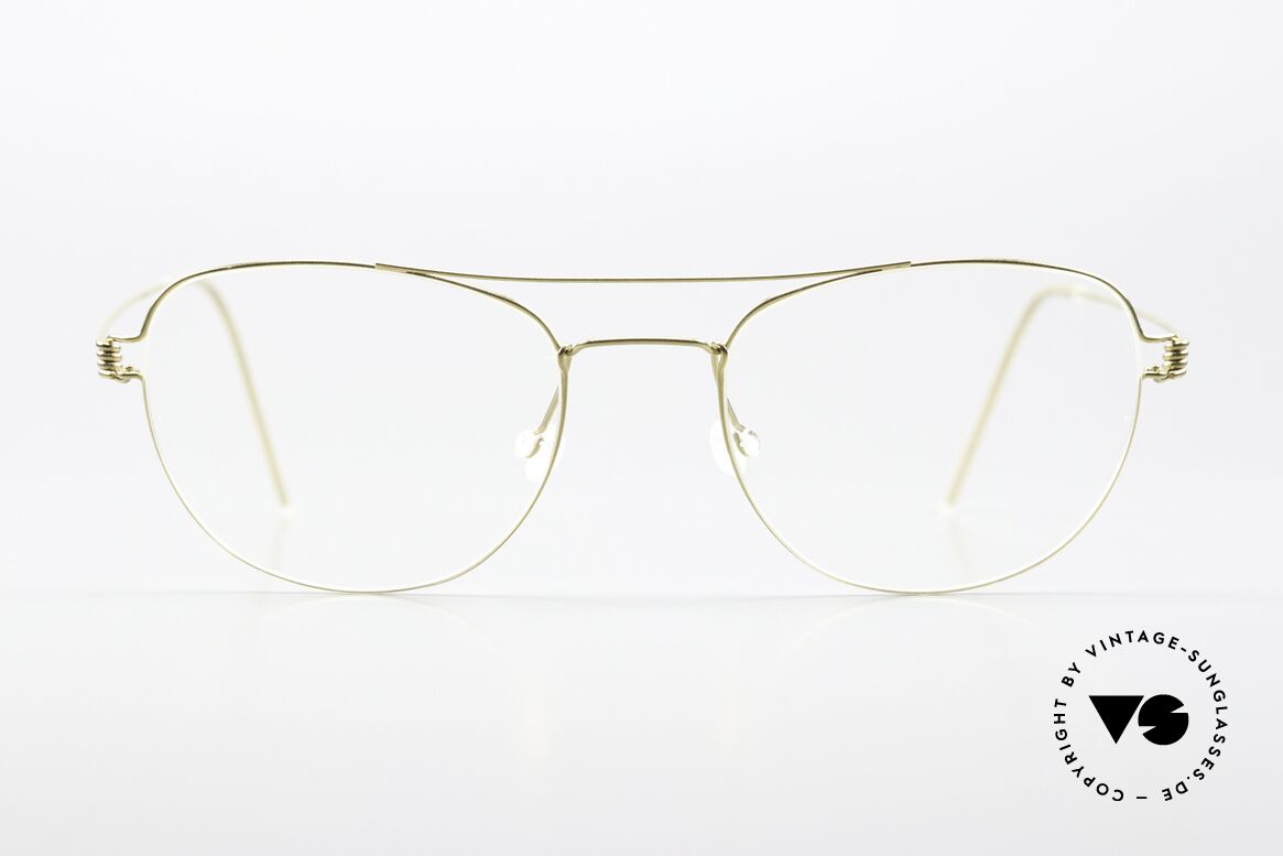 Lindberg Ole Air Titan Rim Round Pilot Design Unisex, model Ole, in size 52-20, 145, color PGT = shiny gold, Made for Men and Women