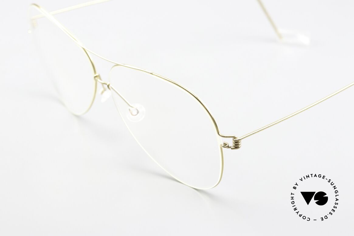 Lindberg Elvis Air Titan Rim Modified Aviator Style, a brilliant combination of design, lifestyle and quality, Made for Men