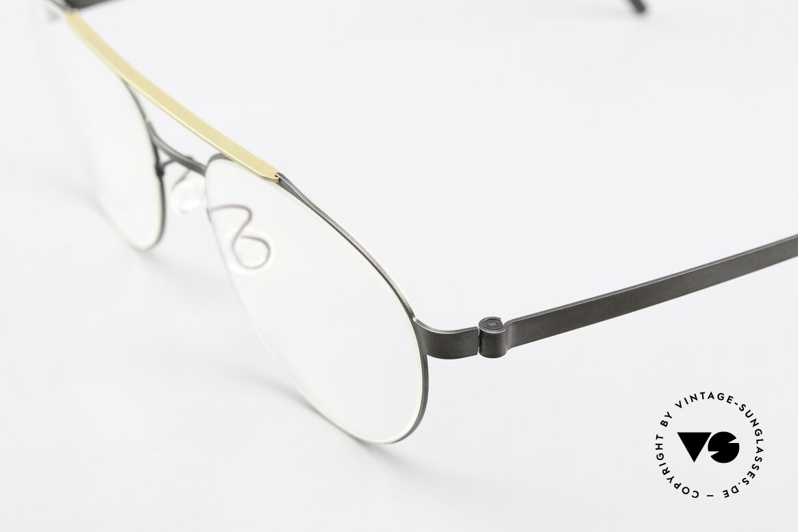 Lindberg 9616 52 Strip Titanium Quality Frame From Denmark, bears the predicate "true VINTAGE LINDBERG" for us, Made for Men and Women