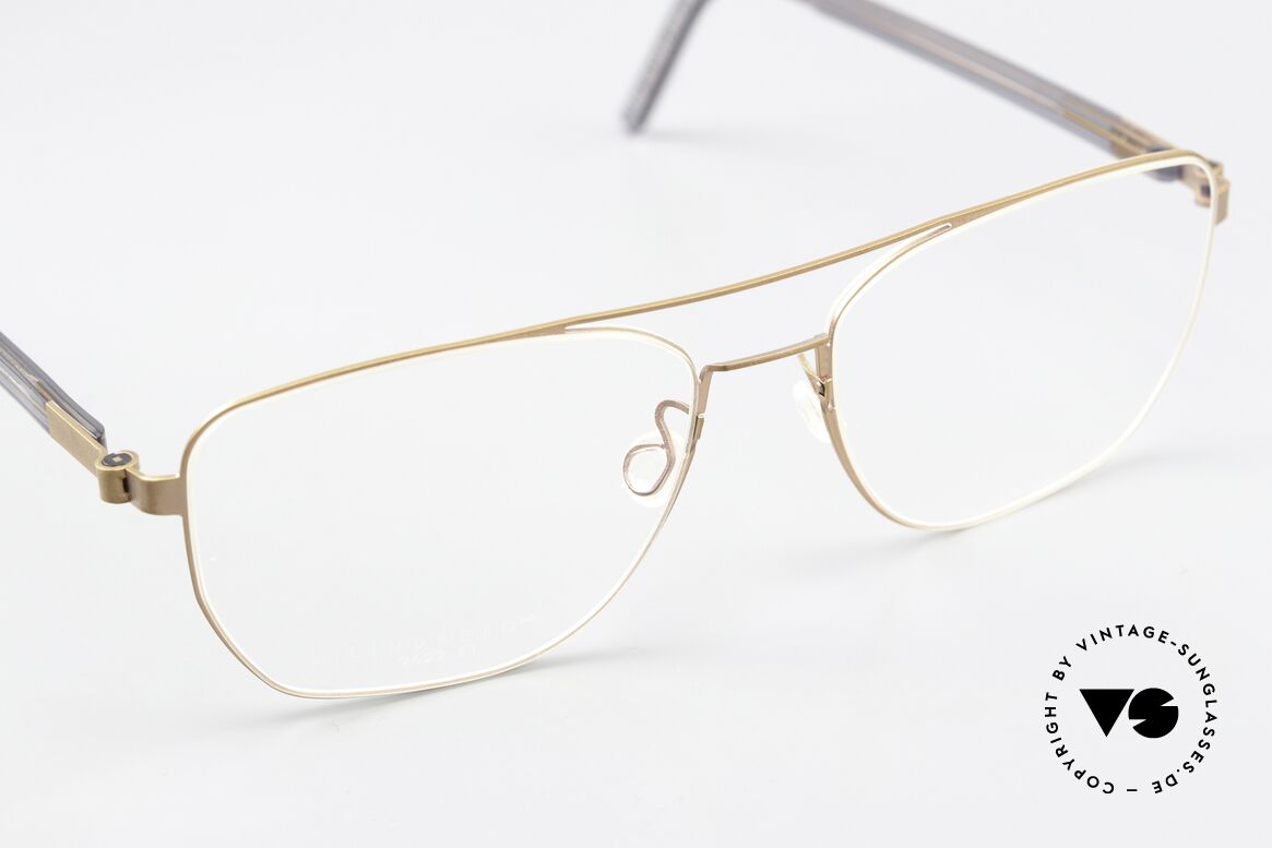 Lindberg 9622 Strip Titanium Frame With Acetate Temples, unworn, NOS, with an original hard case by Lindberg, Made for Men and Women