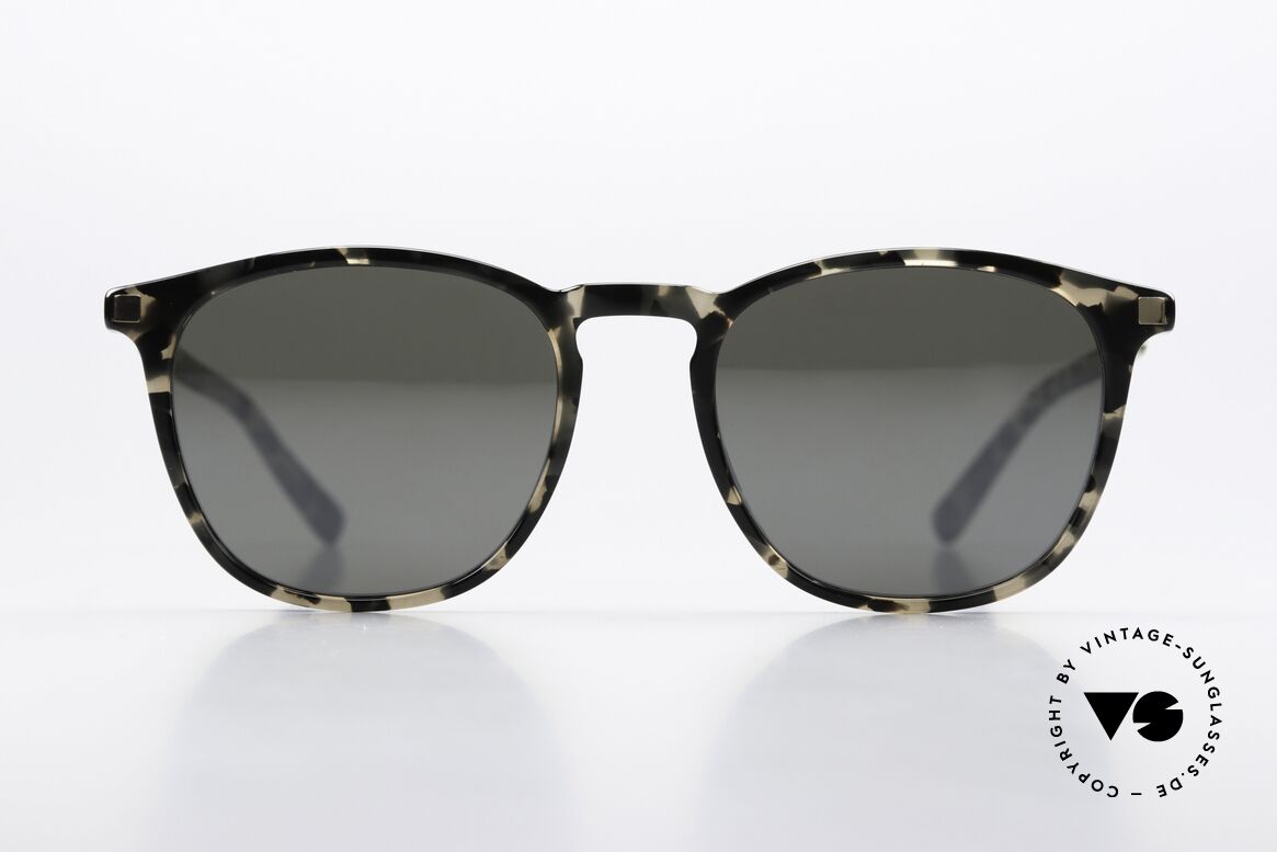 Mykita Aluki Classic Sunglasses Unisex, col. code 942 = Antigua/Champagne Gold Mirror Black, Made for Men and Women