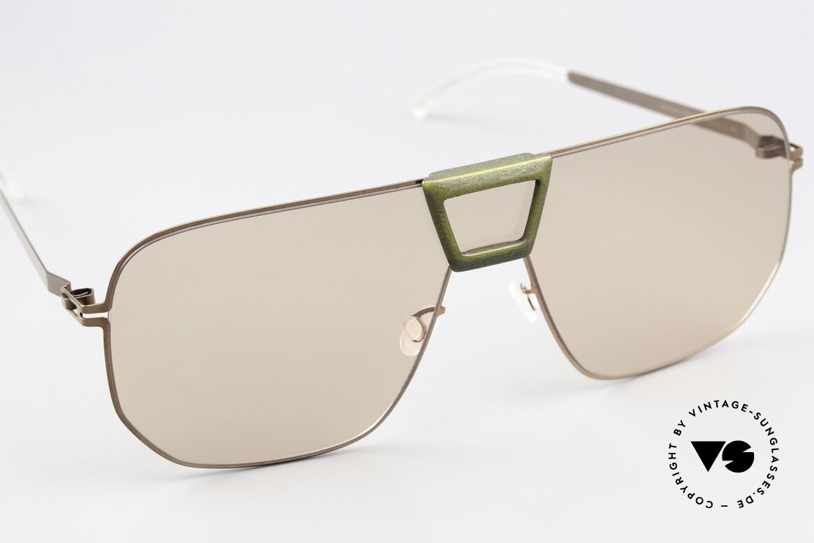Mykita Mylon Cayenne XL Panorama Shades Shield, unworn model with original case by MYKITA, Made for Men and Women