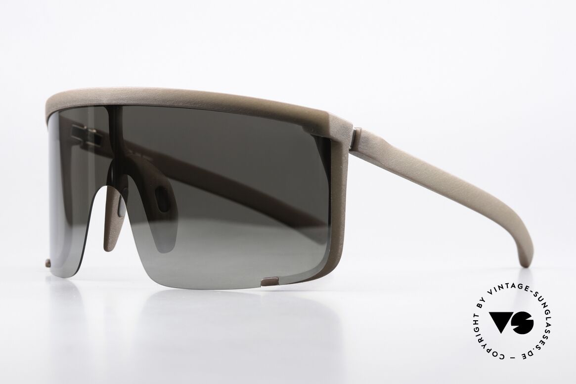 Mykita Mylon Rocket Sport And Fashion Accessory, color 327 - Taupe Grey Silver Flash (silver mirrored), Made for Men and Women