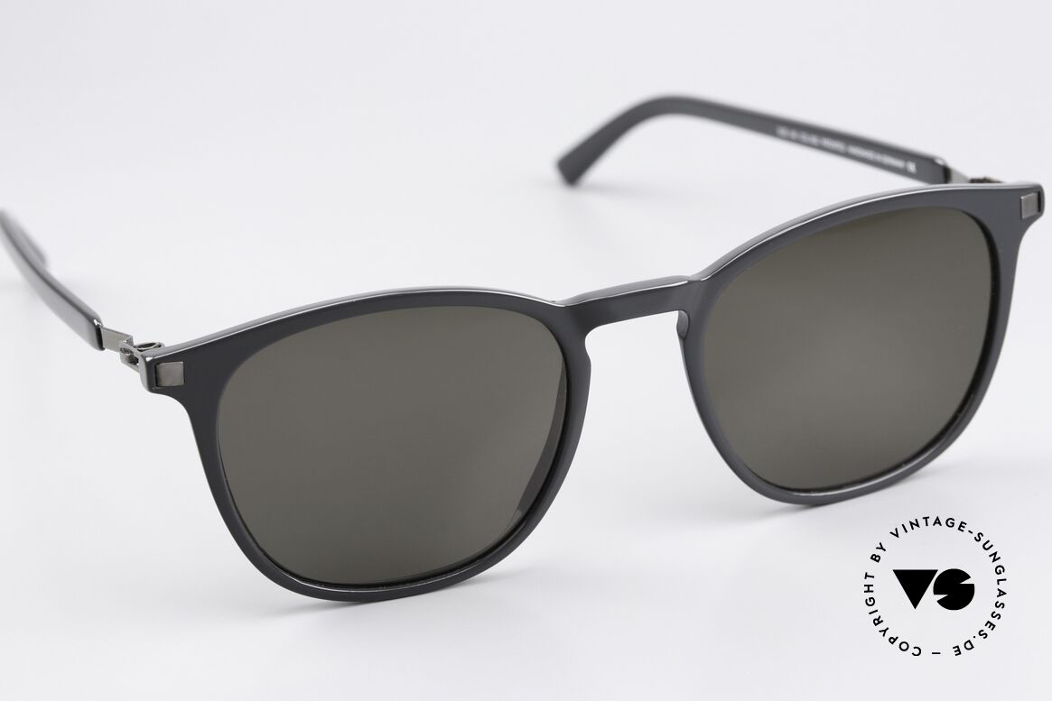 Mykita Aluki Storm Grey / Shiny Graphite, unworn model from 2018 with original case (100% UV), Made for Men and Women