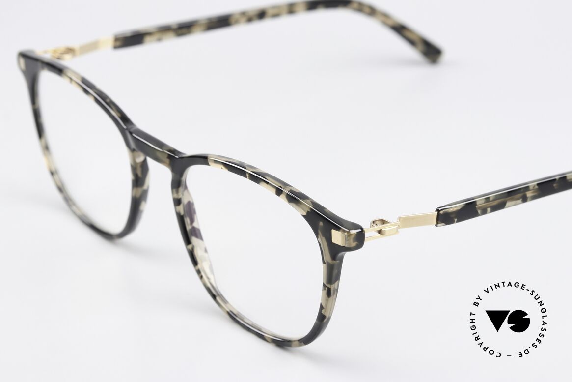 Mykita Aluki Interesting Frame Pattern, acetate frame front with characteristic Mykita temples, Made for Men and Women