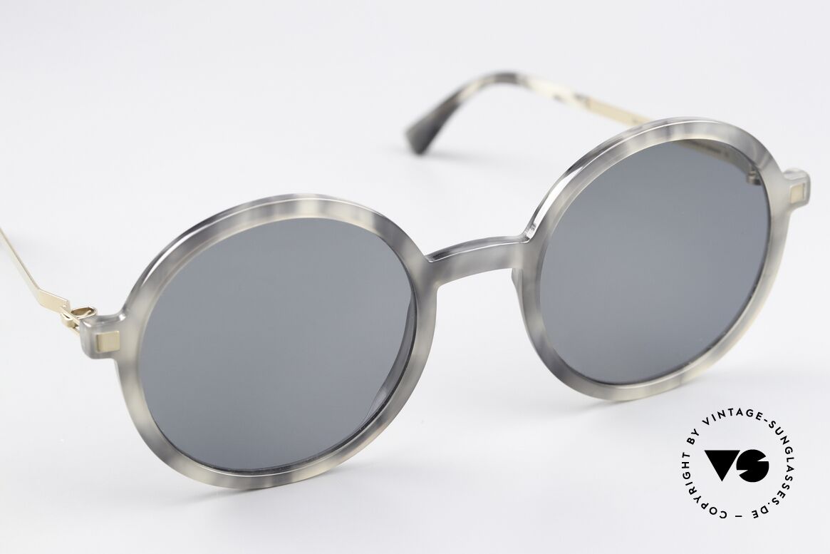 Mykita Toclo Classic Round Sunglasses, unworn model from 2015 with original case (100% UV), Made for Men and Women