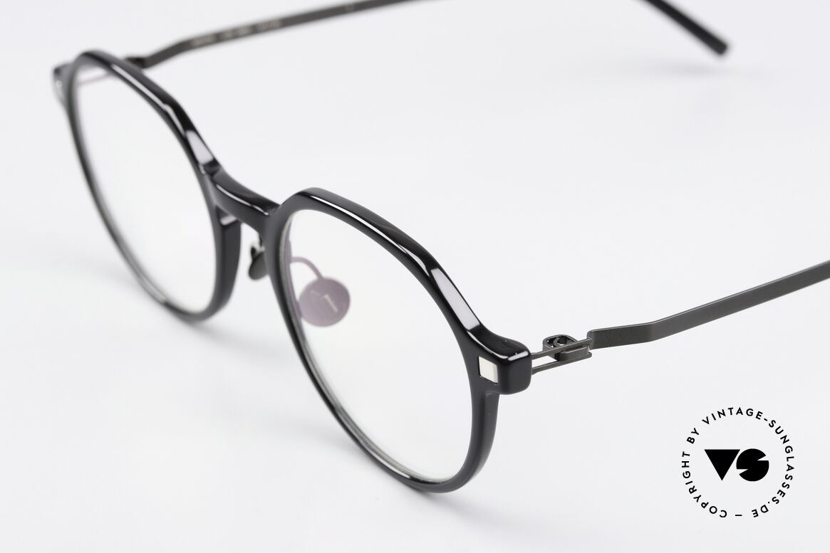 Mykita Bikki Asia Version Narrow Noses, in timeless color code 824: 'Black/Silver/Shiny Black', Made for Men and Women