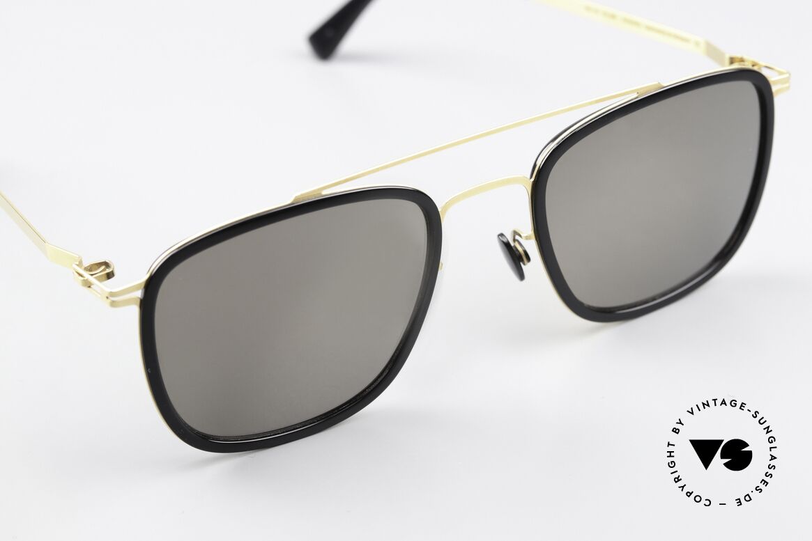Mykita Hanno Square Sunglasses Mirrored, unworn model from 2017 comes with original packing, Made for Men and Women