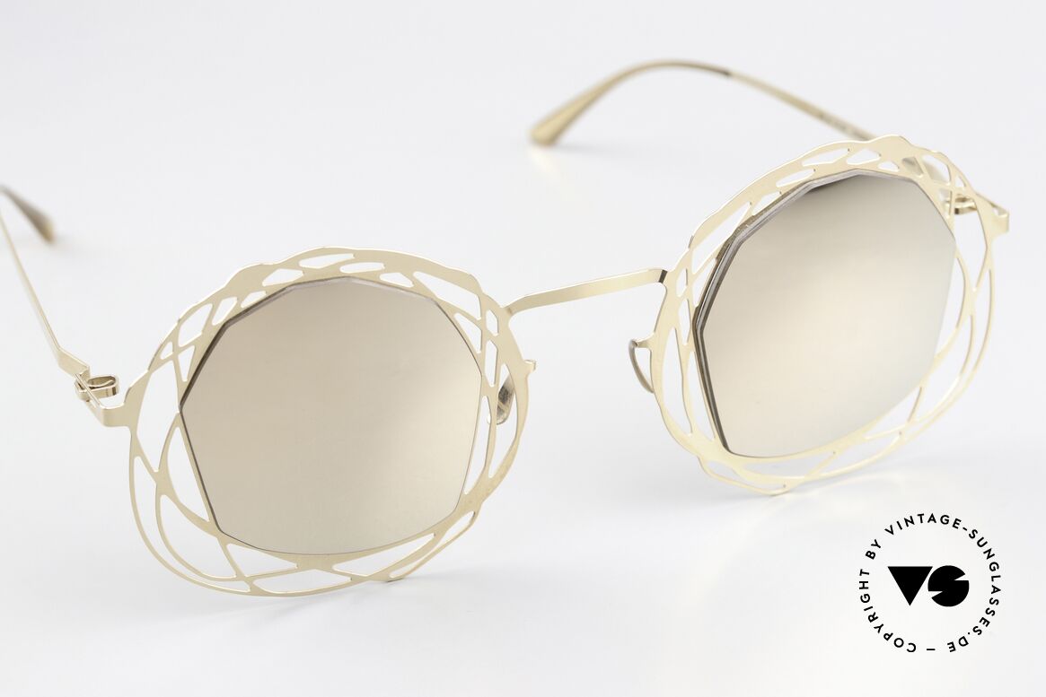 Mykita Nita Spectacular Designer Shades, unworn model from 2017-2018, with case by Mykita, Made for Women