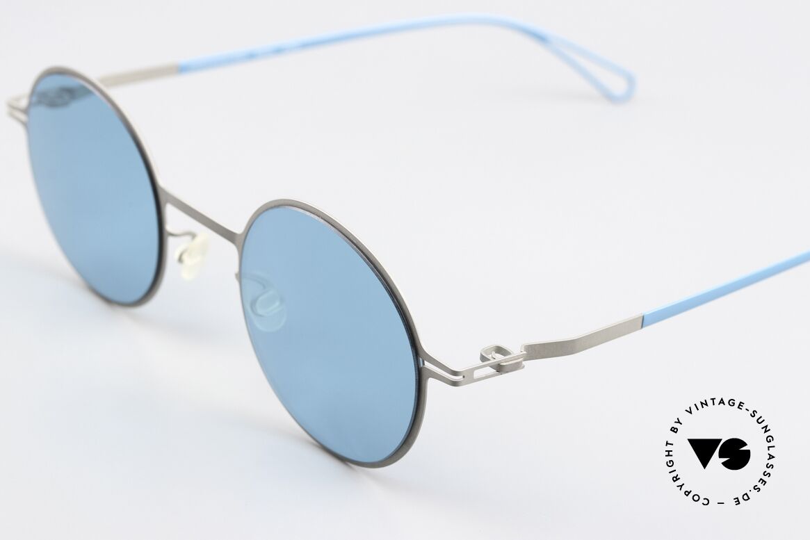 Mykita Brenda Design Bernhard Willhelm, unique color 813 = 'Grey / POW10 Turquoise Solid', Made for Men and Women