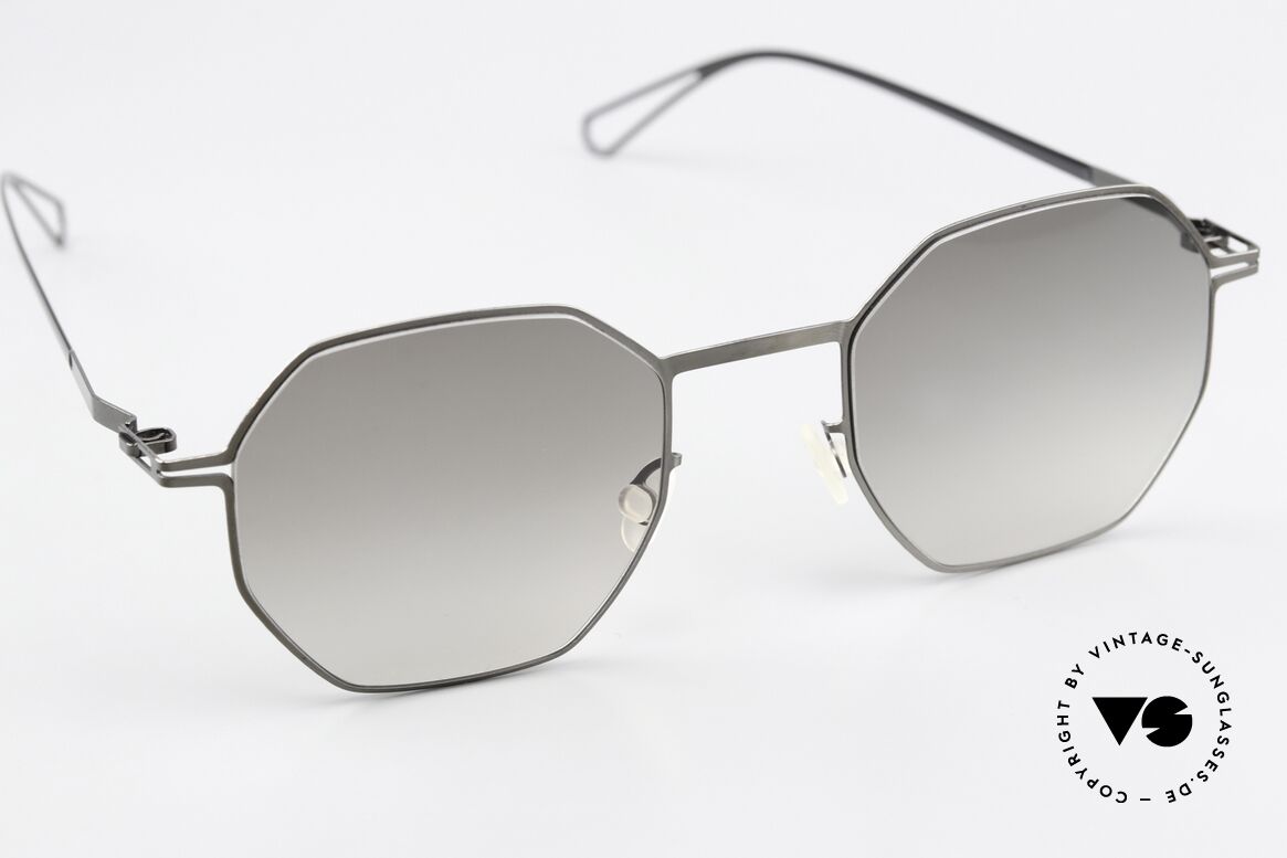 Mykita Walsh Bernhard Willhelm Design, unworn model from 2019 with original MYKITA case, Made for Men and Women