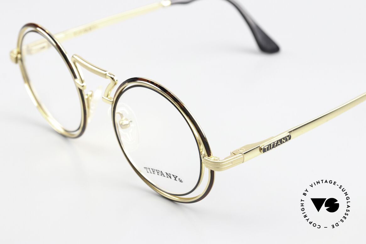 Tiffany T18 Women's Jewellery Frame, a fantastic combination of elegance, style and quality, Made for Women