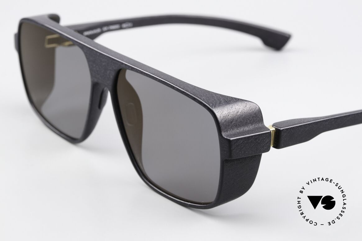 Mykita Mylon Daggoo Pitch Black Gunmetal Flash, slightly gunmetal-mirrored lenses by ZEISS, Made for Men