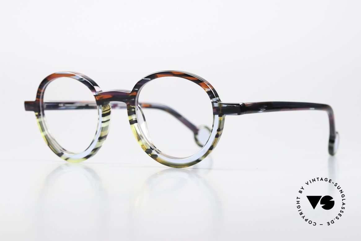 Theo Belgium Balancoire Colorful Transparent Frame, from the "SWINGS" series in size 43-25, 135mm, Made for Men and Women