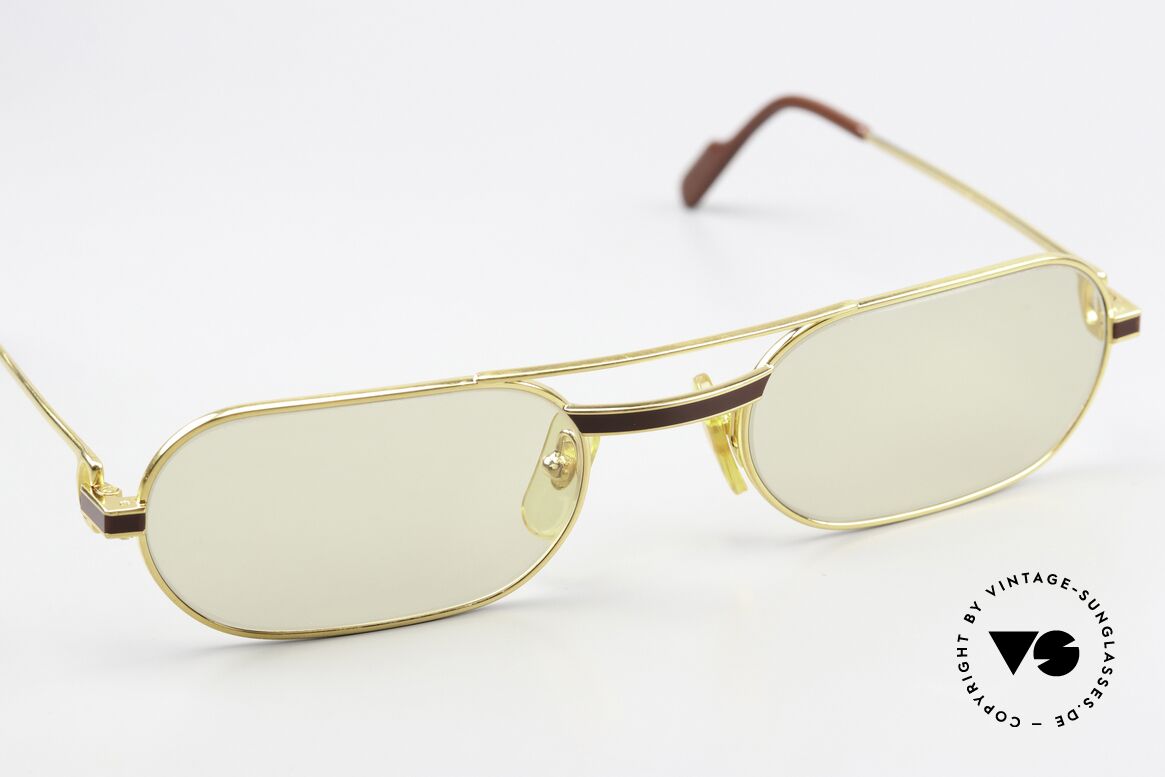 Cartier MUST Laque - M Lenses Darken Automatically, new photochromatic mineral lenses (darken in the sun), Made for Men and Women