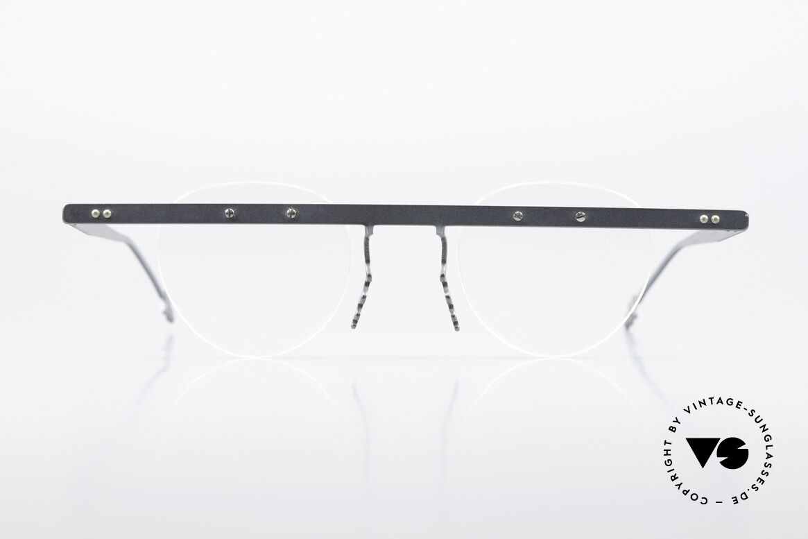 Theo Belgium Tita I 5 Fancy 90's Titan Frame XL, founded in 1989 as 'anti mainstream' eyewear / glasses, Made for Men and Women Theo Belgium Tita I 5 Fancy 90's Titan Frame XL, founded in 1989 as 'anti mainstream' eyewear / glasses, Made for Men and Women