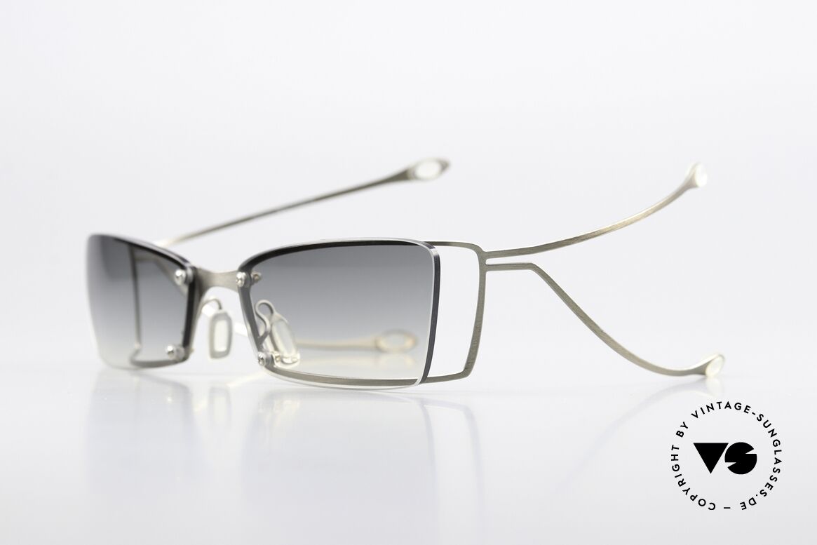 Parasite Hybride 3 From Which Sci-Fi Movie?, the sunglasses are influenced by 'Science Fiction', Made for Men and Women