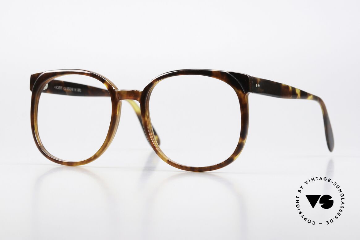 Robert La Roche 850 Fashion History From 1971, antique Robert La Roche tortoiseshell glasses from 1971, Made for Men and Women