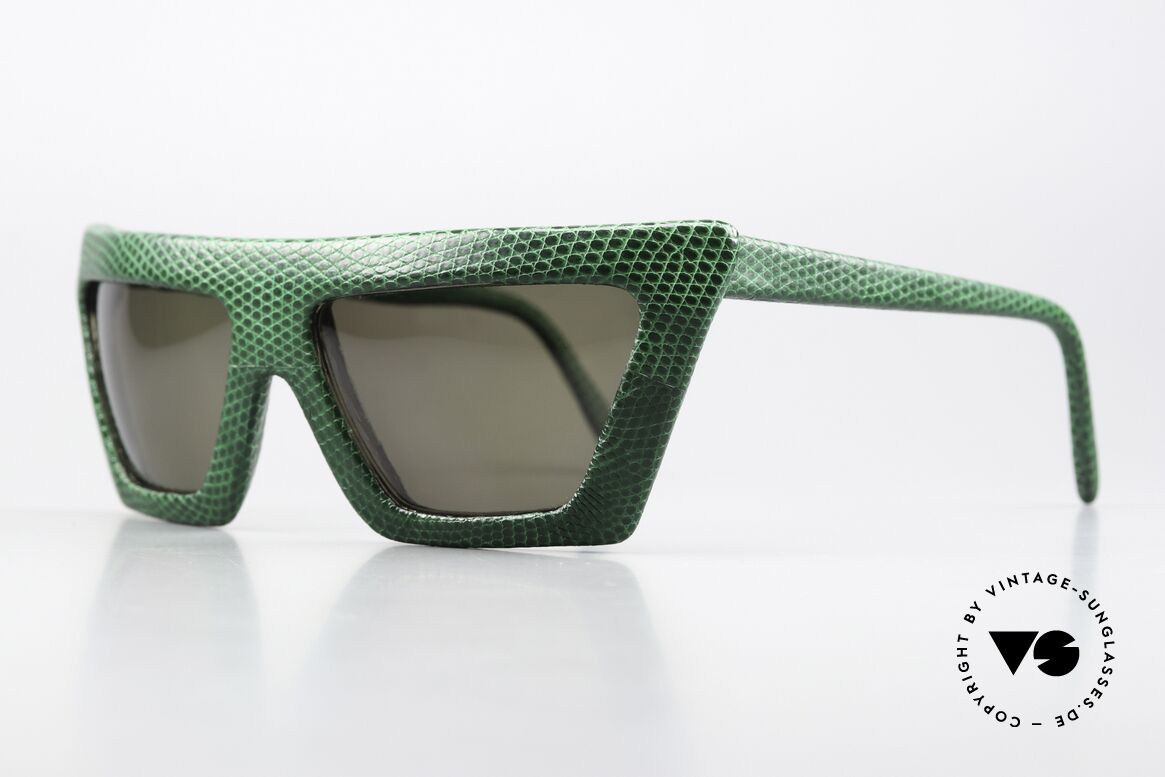 Christian Roth KL 1987 Genuine Green Lizard Skin, to be seen in the WWD Magazine 1988 (06/88), Made for Women
