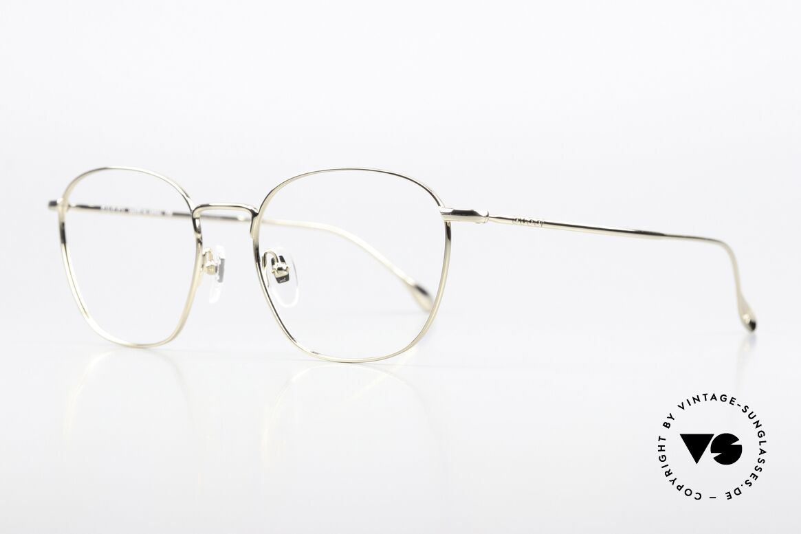Gucci GG1186O Metal Frame Gold-Plated, timeless eyewear design; very pleasant to wear, Made for Men and Women