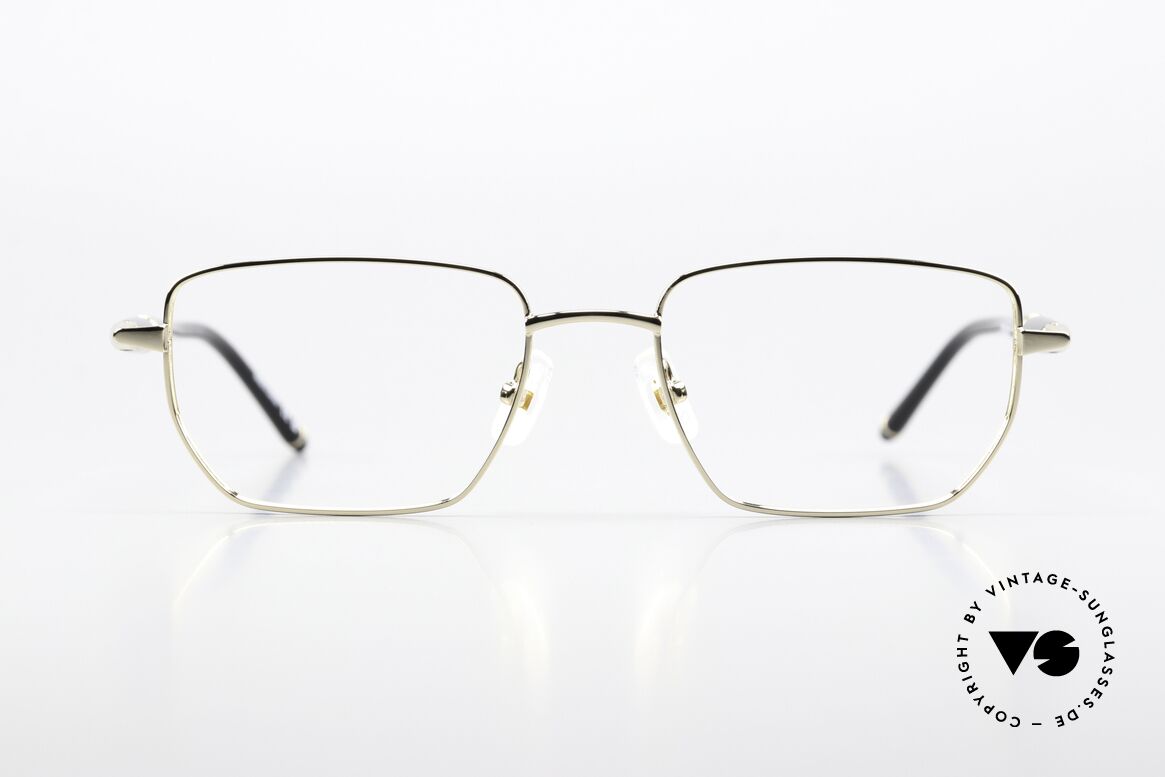 Montblanc MB0347O Noble Gentlemen's Frame, characteristical Mont Blanc design in gold and black, Made for Men